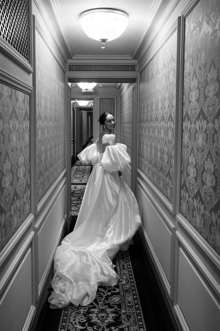 How A Wedding Dress Moves: Walking, Sitting, Holding, Breathing
